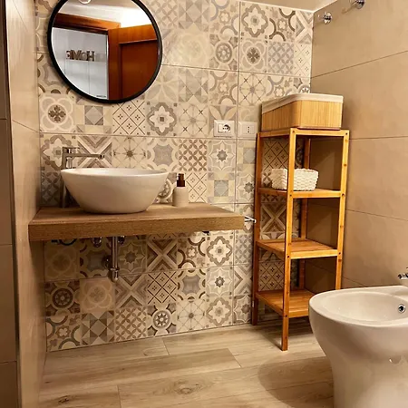 Eli Apartman